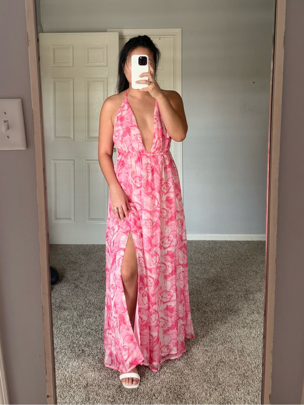 🌸 Bright Pink Floral Halter Maxi Dress 🌸
